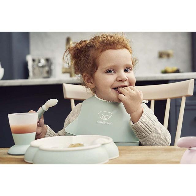 طقم ادوات مائدة للأطفال 4في1 أخضر Set Baby Spoon and Fork - BABYBJORN - SW1hZ2U6NjYzNzYy