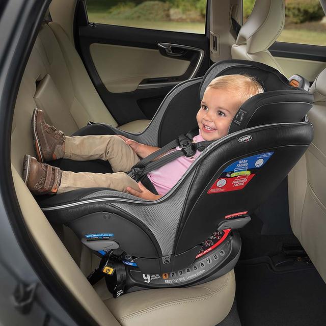 كرسي سيارة للاطفال بوضعيات عديدة للامالة شيكو Chicco NextFit Max Zip Air Convertible Car Seat - SW1hZ2U6NjUxMjE4