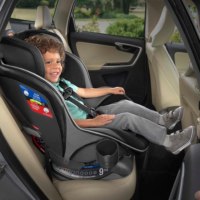 كرسي سيارة للاطفال بوضعيات عديدة للامالة شيكو Chicco NextFit Max Zip Air Convertible Car Seat - SW1hZ2U6NjUxMjIw