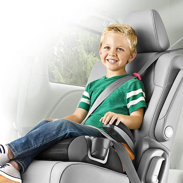 كرسي سيارة للاطفال شيكو بدون ظهر لعمر 4- 10 سنوات بني وأسود Chicco  GoFit Backless Kids Booster Car Seat 4-10 years Caramel - SW1hZ2U6NjUxNTM2