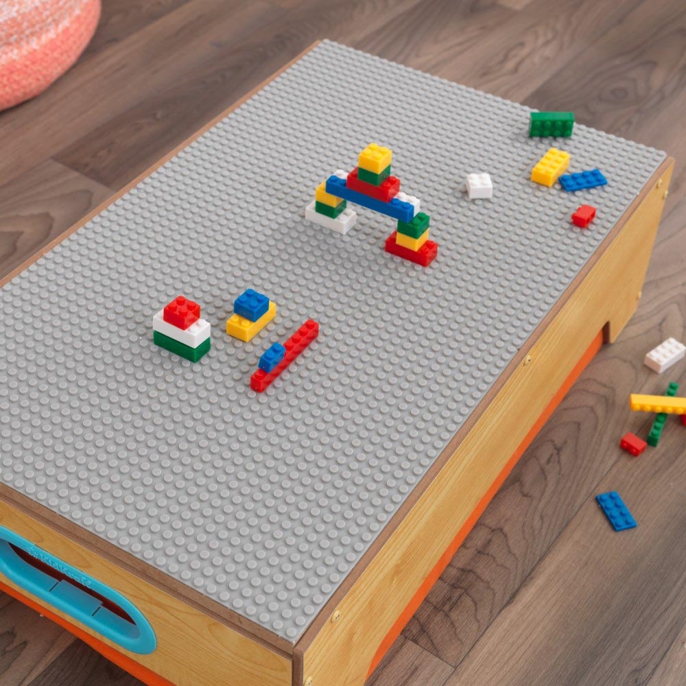 طاولة خشبية للأطفال كيد كرافت KidKraft Creative Zone Activity Table - 6}