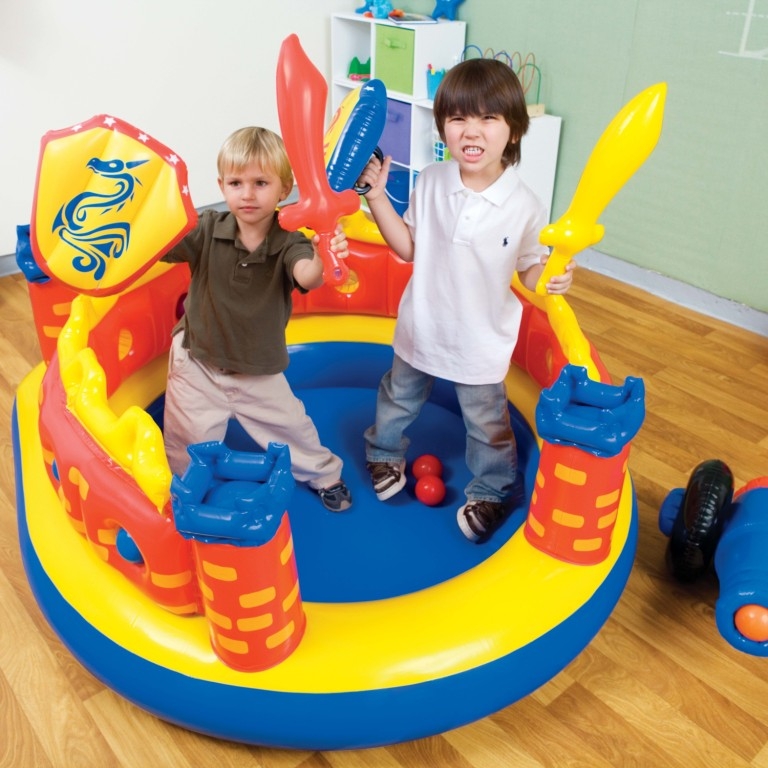 ألعاب خارجية للأطفال قابلة للنفخ انتكس Intex Ball Toys Little Castle