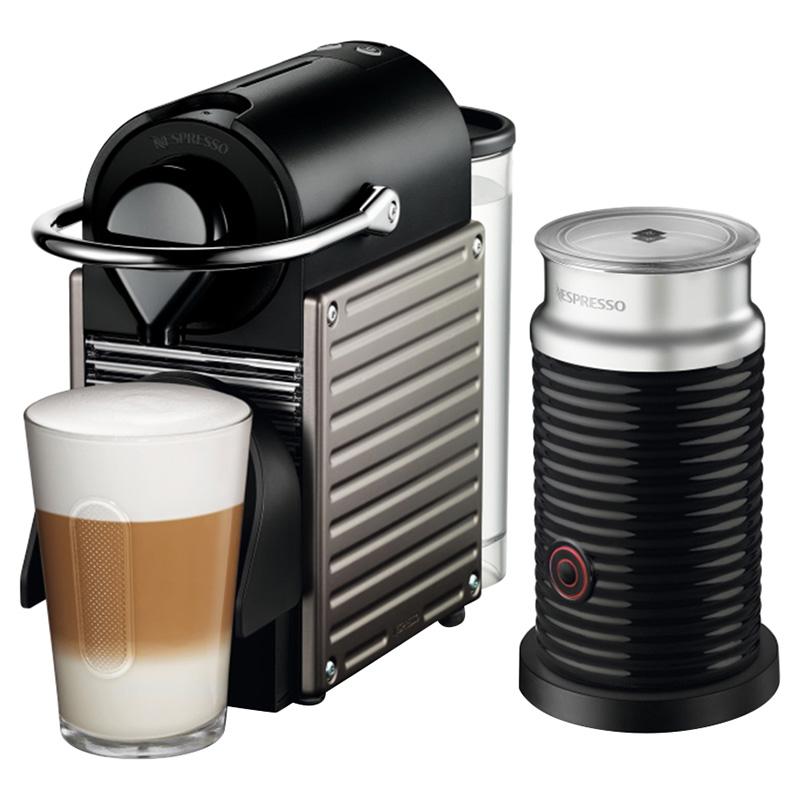 ماكينة قهوة بيكسي مع خافق حليب 0.7لتر تيتان نسبريسو NESPRESSO Pixie Bundle Coffee Machine
