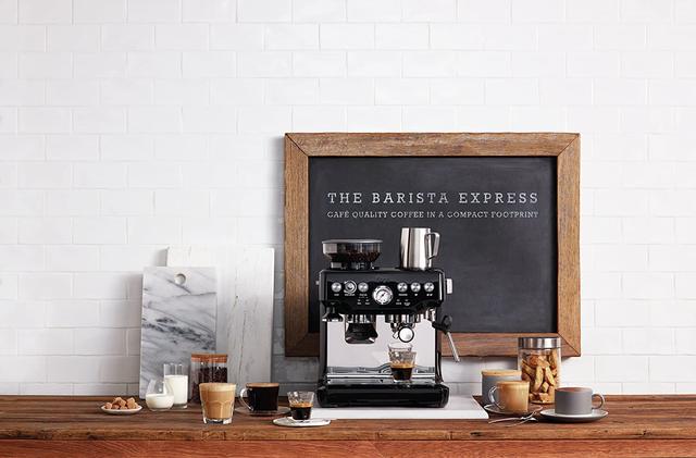 ماكينة قهوة اسبريسو سيج بريفل باريستا إكسبرس 2 لتر مع مطحنة قهوة Sage The Barista Express - SW1hZ2U6OTY3NTAx