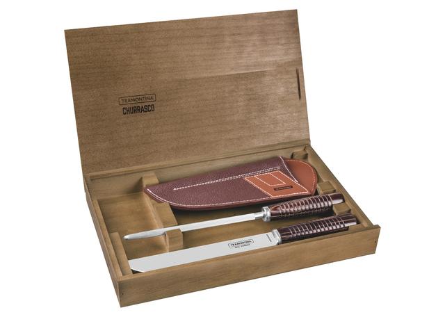 طقم أدوات مائدة (سكين ومبرد) ترامونتينا حزمة 2في1 Tramontina Barbecue Set with Wooden Box - SW1hZ2U6OTYzNjA1