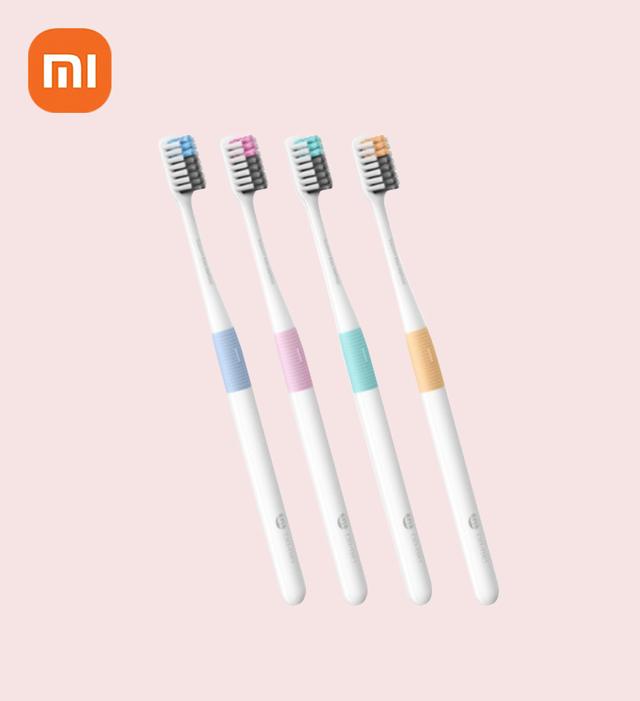 فرشاة اسنان شاومي دكتور بي 4 قطع Xiaomi Mijia Dr Bei Toothbrush Set Multi Color - SW1hZ2U6MTA2MzI4MA==