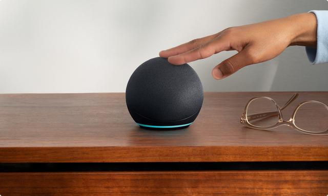 Amazon Echo Dot 5th Gen Smart Bluetooth Speaker With Alexa - SW1hZ2U6MTQ0MzI2Ng==