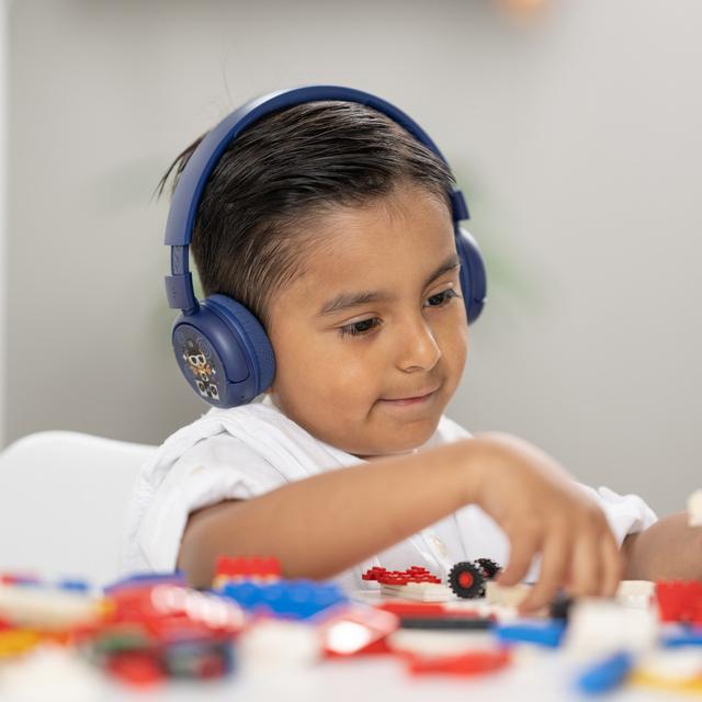 سماعات اطفال لاسلكية 19 ساعة مع مجموعة ملصقات ورقية بودي فونز كحلي  BUDDYPHONES POP Fun Bluetooth Wireless Headset - SW1hZ2U6MTY4MTAxMw==