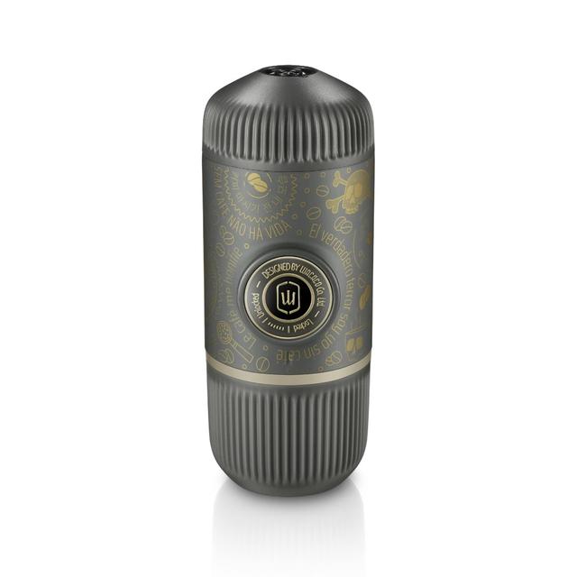 WACACO Nanopresso Dark Souls - Portable Espresso Maker with Protective Case (Manually Powered) - Grey - SW1hZ2U6MTY3OTYxNg==