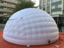 خيمة هوائية إيجلو متنقلة للحوش Portable Inflatable Igloo Dome Tent - SW1hZ2U6MTg3NDU4OA==