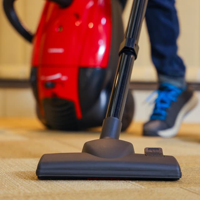 Olsenmark Vacuum Cleaner, HEPA Filter, OMVC1845 | Foot Pedal On/OFF ...