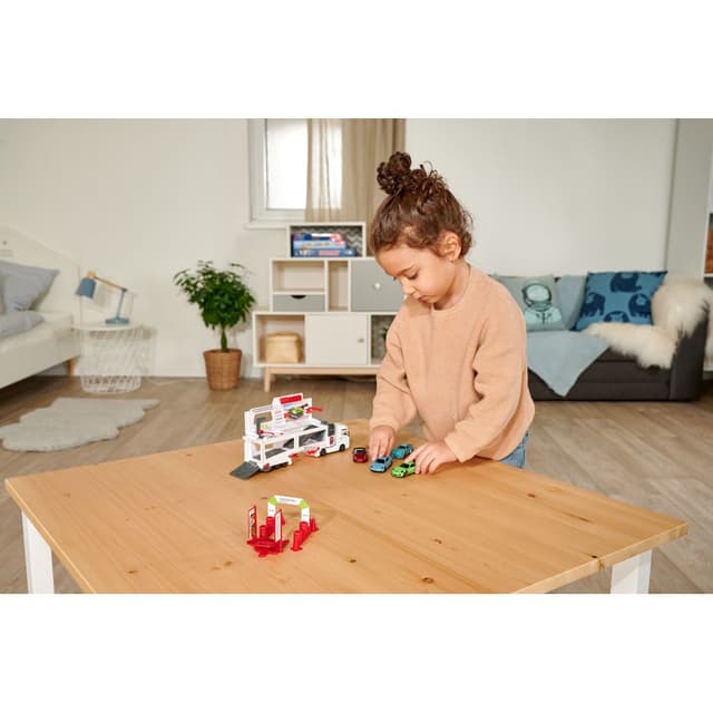 Majorette Porsche Experience Truck Playset – Includes 2 Die-Cast Majorette Porsche Experience Truck Playset – Includes 2 Die-Cast